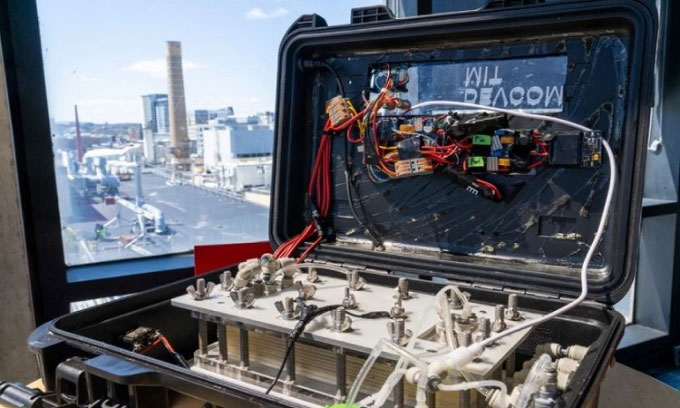 Thiết bị biến nuốc biển thành nước uống