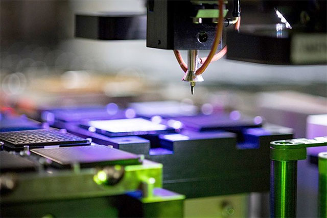 Samsung là một công ty lớn trong ngành công nghiệp bán dẫn