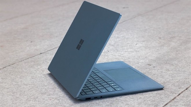 Microsoft Surface Laptop 4