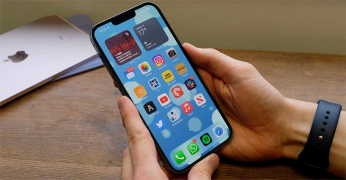 BOE bị phát hiện tự ý điều chỉnh thông số màn hình của iPhone 13