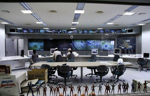 Bên trong phòng điều hành trung tâm hệ thống cống thoát nước ngầm G-Cans có thể quan sát và điều khiển mọi hoạt động. 