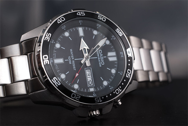 đồng hồ điện tử