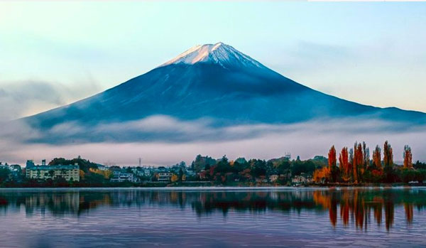 6. Núi Phú Sĩ và các địa danh nằm trên đường Mặt trời mọc