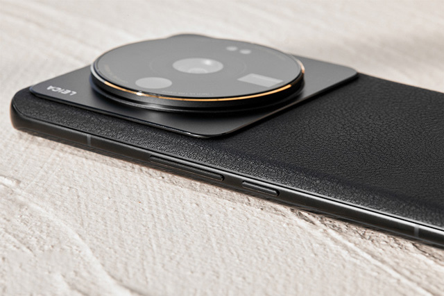 Xiaomi 12S Ultra có 3 camera sau