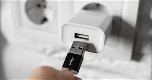 Chiều dài của cáp USB có ảnh hưởng đến hiệu suất sạc không?