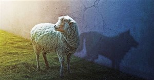 Sói đội lốt cừu và những kiểu lừa người dùng cài mã độc phổ biến nhất thế giới