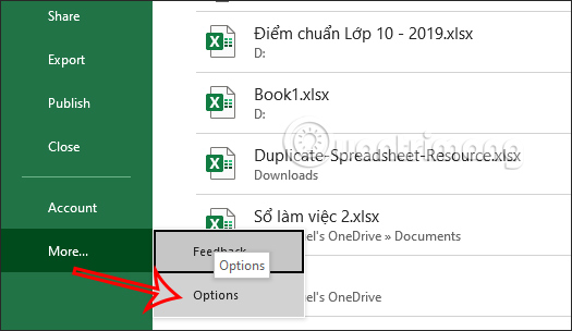 Nhấn chọn Options Excel