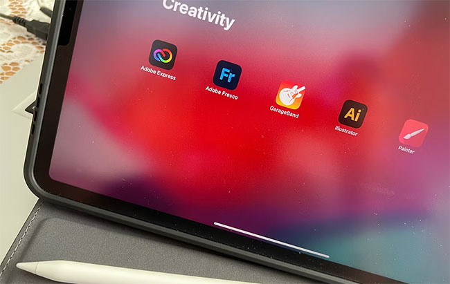 Ứng dụng iPad Creativity có các ứng dụng Adobe