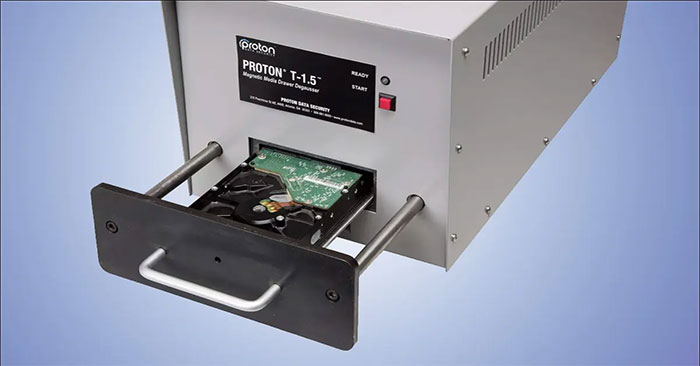 Nam châm có thể làm hỏng máy tính không?