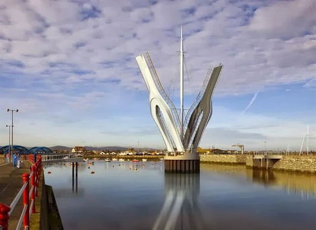 Cầu cảng Pont y Ddraig, Anh 2
