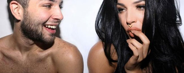 Jason Carrion, nghệ danh: April Carrion.