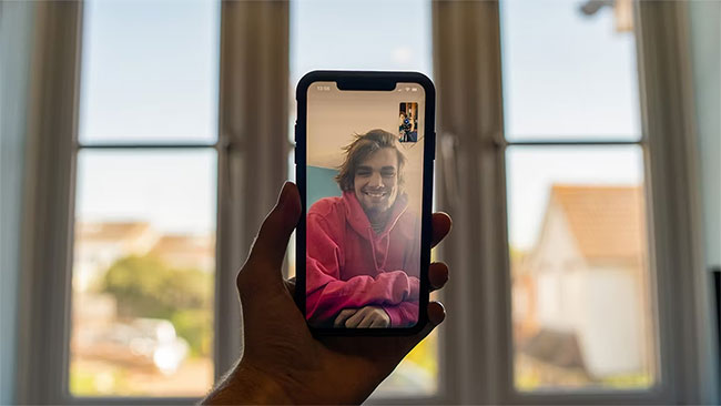 Sử dụng FaceTime trên iPhone