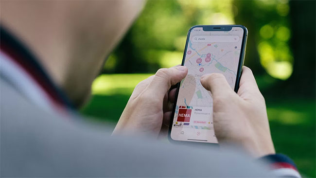 Sử dụng Apple Maps ngoài trời