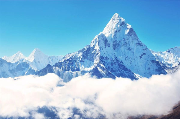 Đỉnh Everest, Trung Quốc và Nepal (282 km/h)