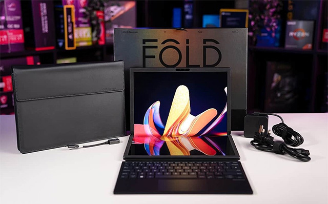  ZenBook 17 Fold