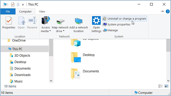 Mở công cụ Programs and Features của Windows bằng File Explorer