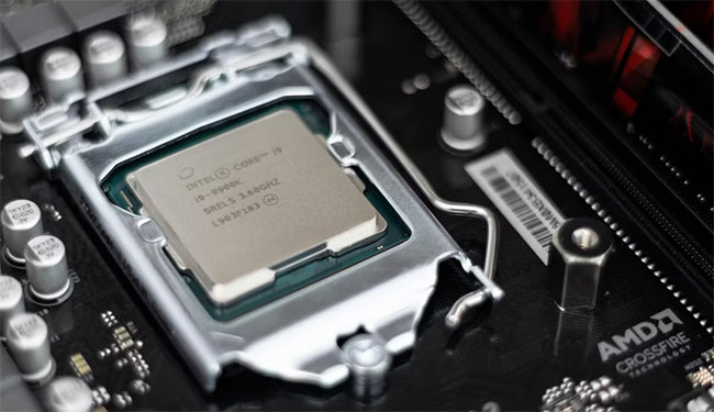 CPU trên bo mạch chủ