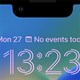 Cách đổi màu cầu vồng cho đồng hồ màn hình khóa iPhone