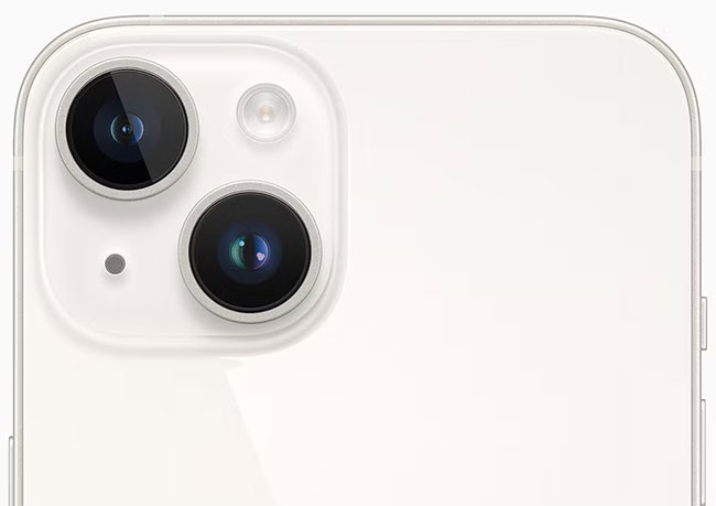 iPhone 14 màu trắng trên nền trắng