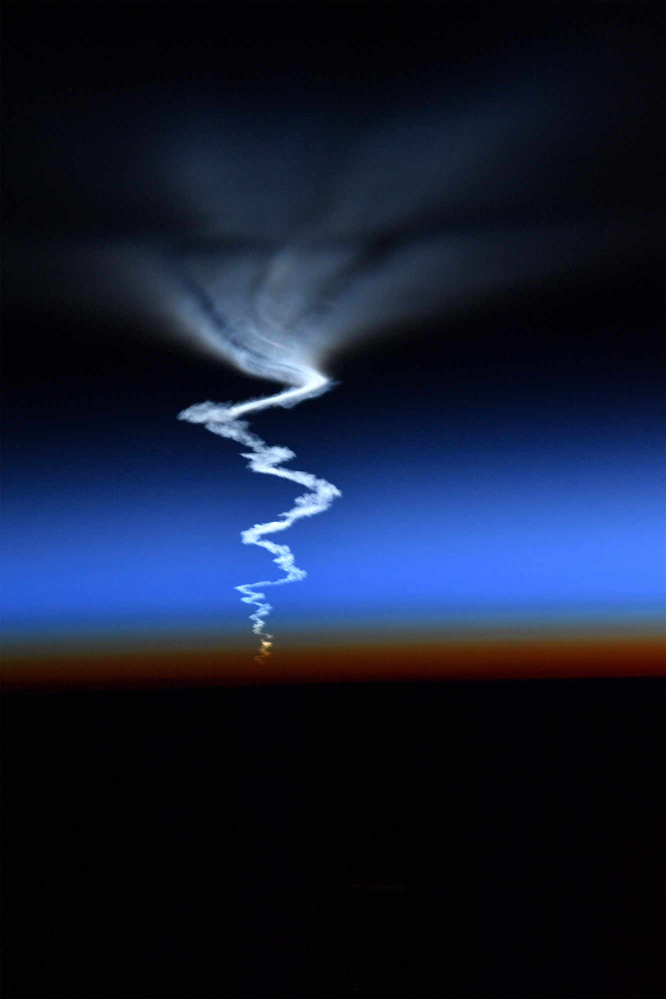 phong ten lua tu khong gian3*241647