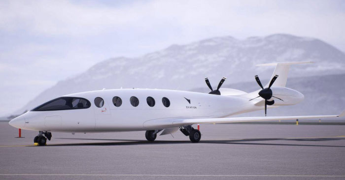 Successfully tested an electric-powered aircraft, charging for 30 minutes and flying for 1 hour