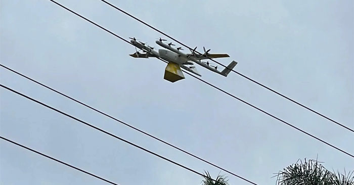 chiếc drone