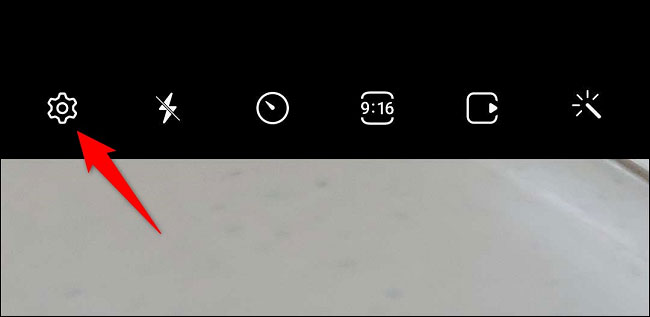 Nhấn vào biểu tượng bánh răng