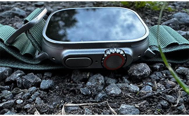 Thiết bị bảo vệ crown trên Apple Watch Ultra