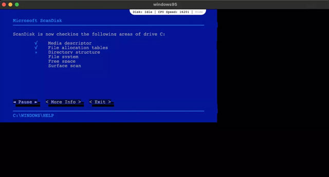 Trình giả lập Windows 95 này còn hỗ trợ giả lập chạy đĩa mềm