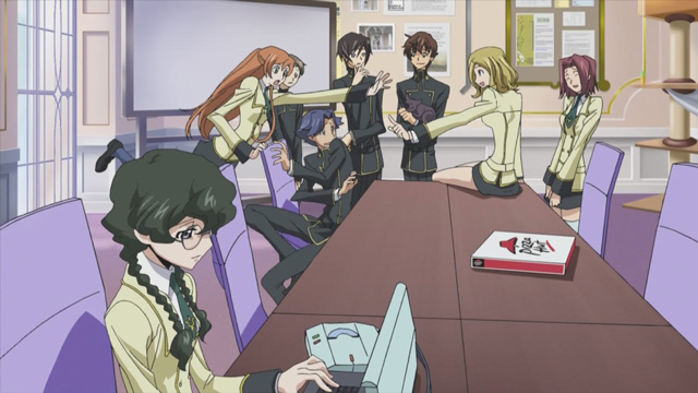 Mọi nhân vật trong Code Geass đều thích ăn pizza bởi bộ phim được tài trợ bởi Pizza Hut.