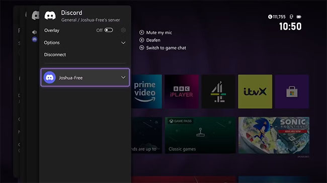Ảnh chụp màn hình kênh thoại Discord chạy qua Xbox console