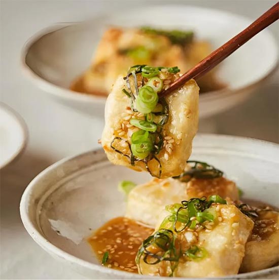 Ngâm đậu phụ với nước sốt