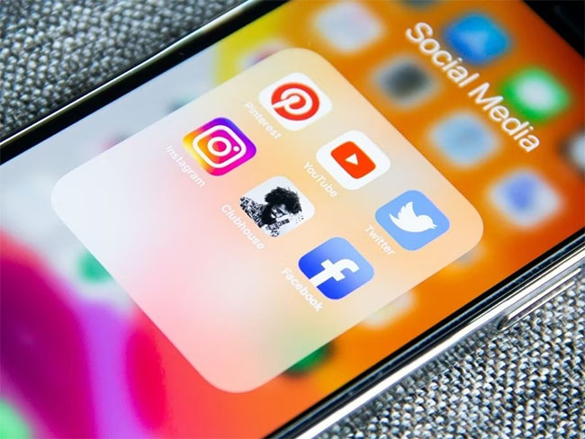 Ứng dụng trên điện thoại có màu sắc rất tươi sáng