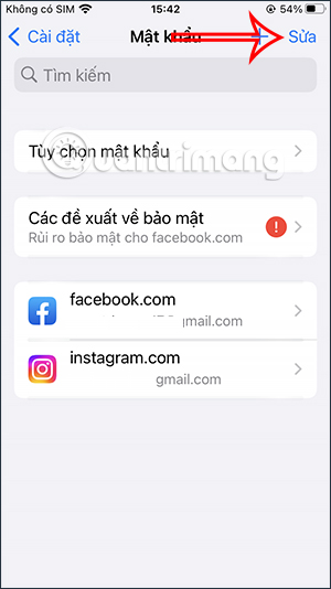 Chọn nhiều mật khẩu đã lưu trên iPhone