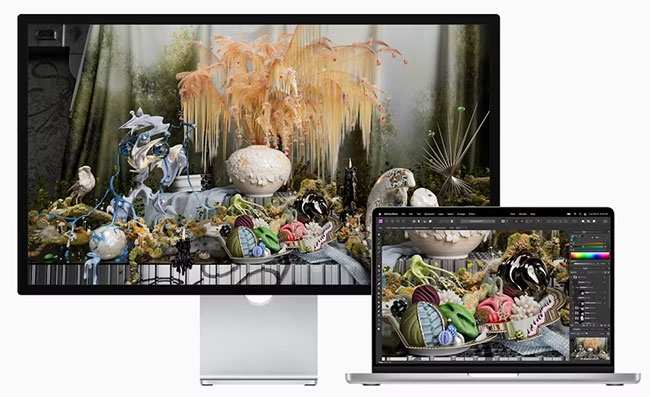 Studio Display với Macbook Pro