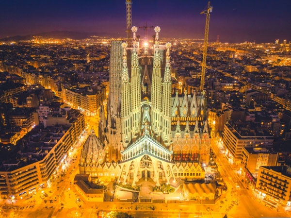 Vương cung thánh đường Sagrada Familia 4
