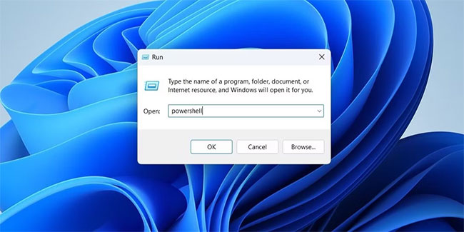 Mở PowerShell thông qua Run trên Windows