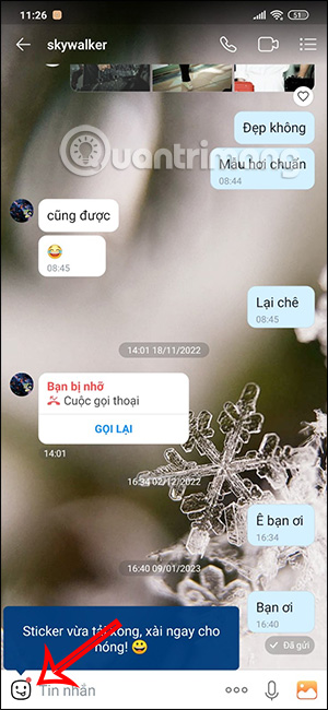 Truy cập sticker trên Zalo