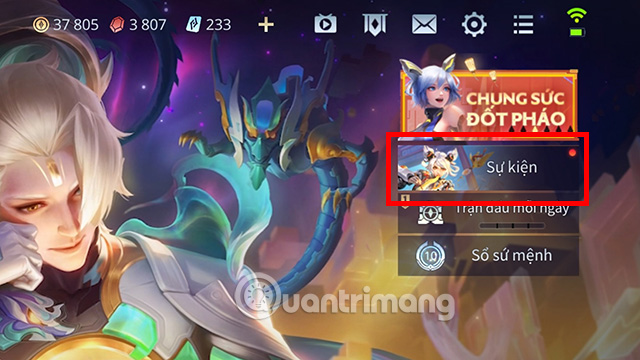 Nhấn vào phần Sự kiện ở phía bên phải màn hình