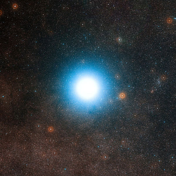 Tấm ảnh của phi hành gia Donald R. Pettit, chụp trên Trạm vũ trụ ISS ghi lại hình ảnh của Canopus.