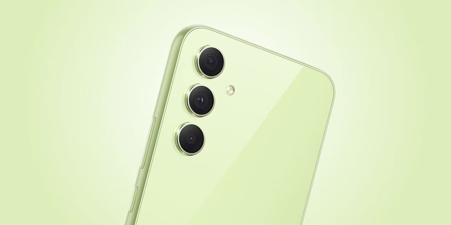 Samsung Galaxy A54 trong màu sắc Lime tuyệt vời