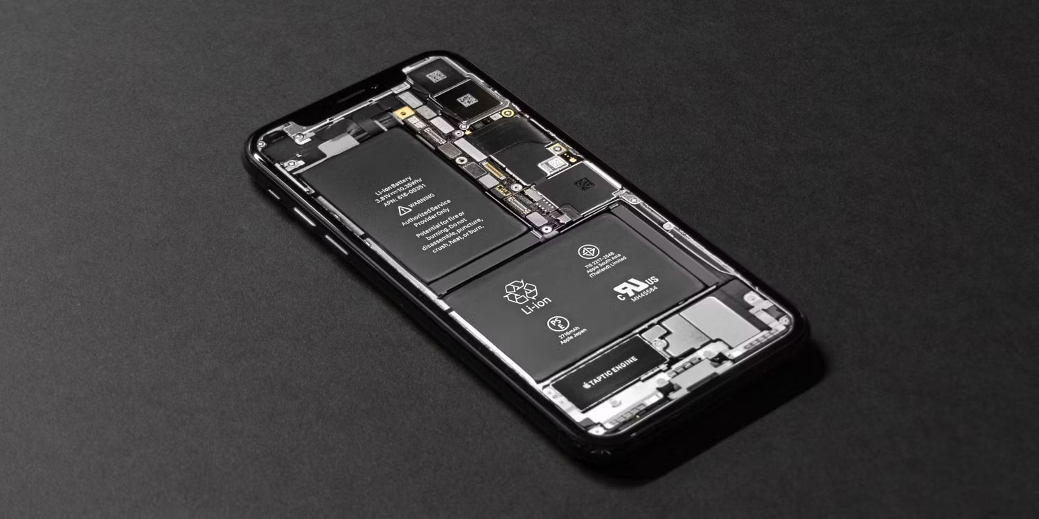 Bên trong iPhone