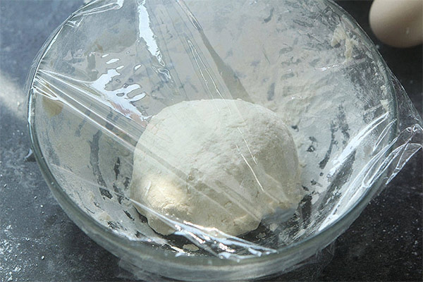 Nguyên liệu nhào bột