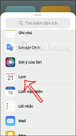 Chọn tiện ích Lịch trên iPhone