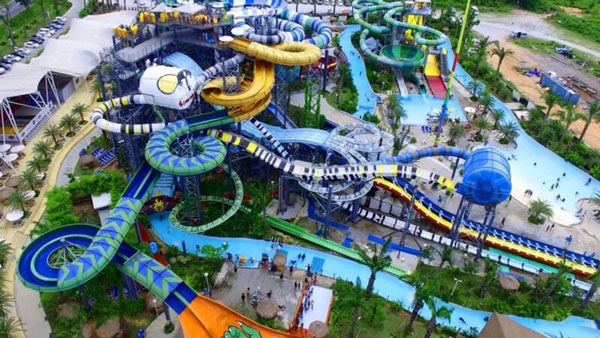 Công viên nước Hồ Tây