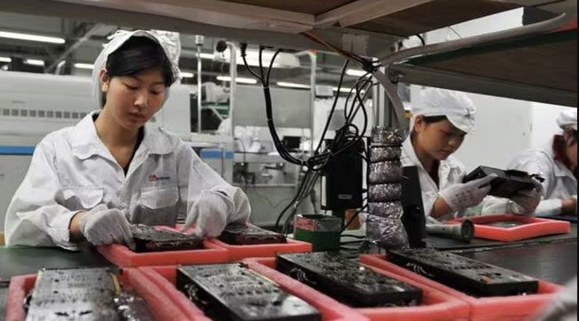 Lắp ráp iPhone ở Trung Quốc