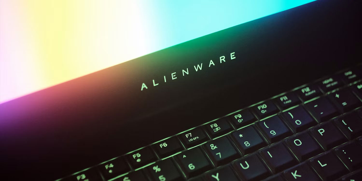 Laptop chơi game Alienware