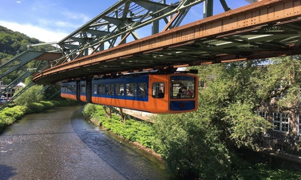 Wuppertal Schwebebahn, Đức