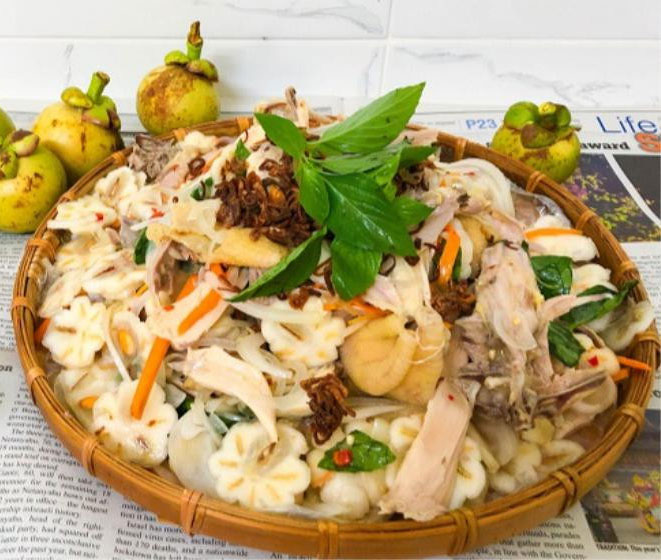 Gỏi gà măng cụt