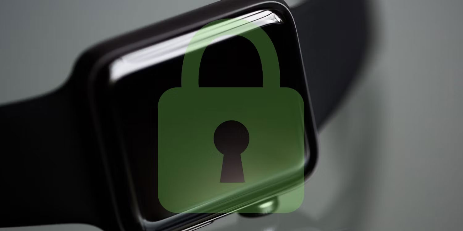 Đồng hồ thông minh có biểu tượng khóa màu xanh mờ ở phía trước